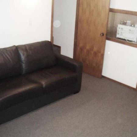 Browns Bay Olive Tree Motel & Apartment Okura Bush Kamer foto