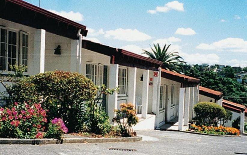 Browns Bay Olive Tree Motel & Apartment Okura Bush Buitenkant foto