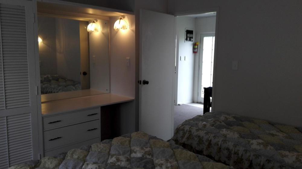 Browns Bay Olive Tree Motel & Apartment Okura Bush Buitenkant foto