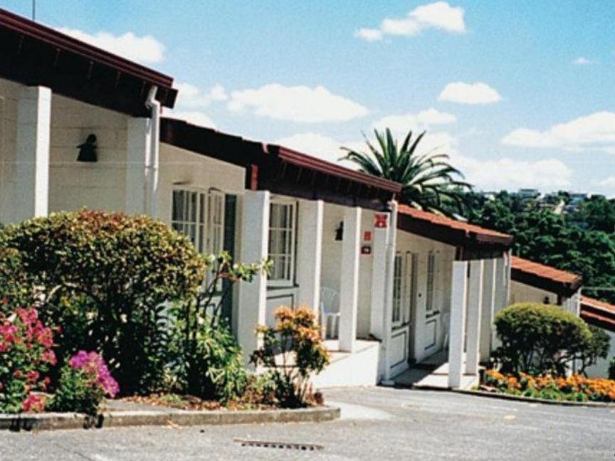Browns Bay Olive Tree Motel & Apartment Okura Bush Buitenkant foto