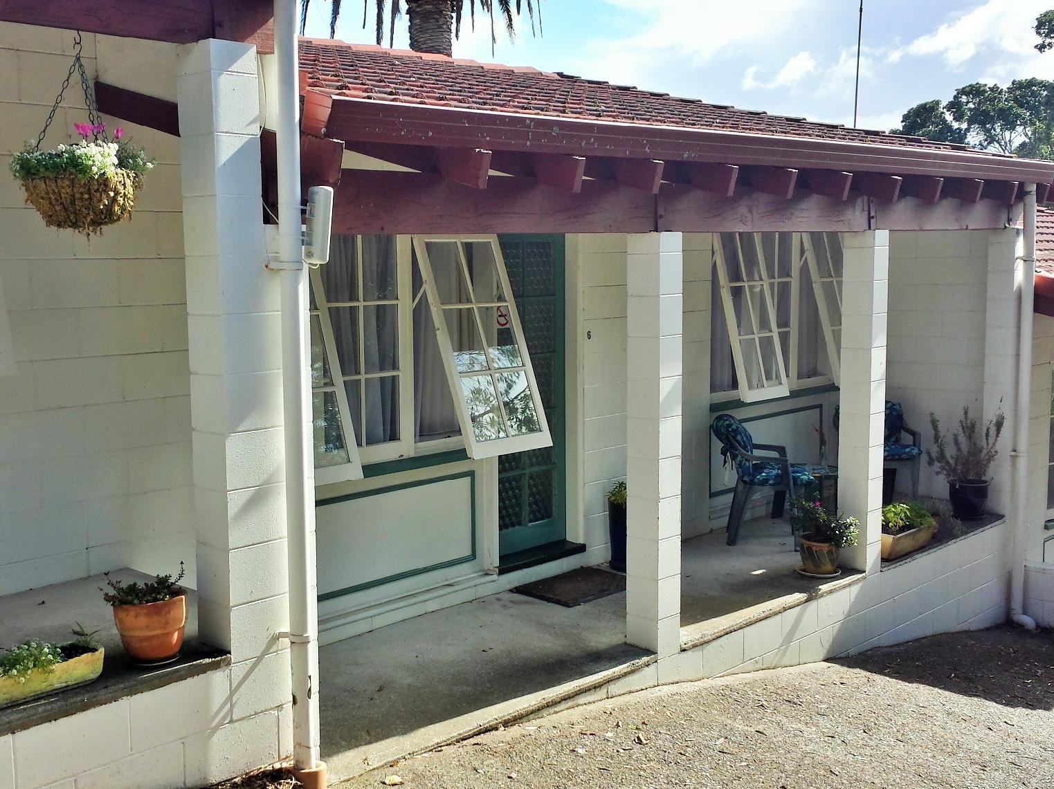 Browns Bay Olive Tree Motel & Apartment Okura Bush Buitenkant foto
