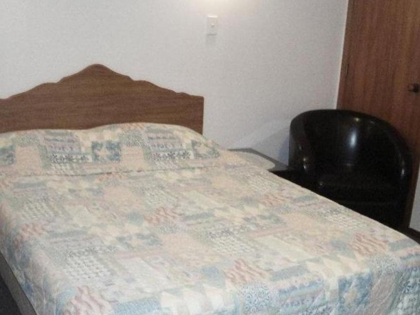 Browns Bay Olive Tree Motel & Apartment Okura Bush Buitenkant foto